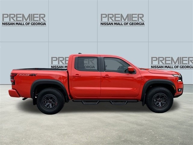 2025 Nissan Frontier PRO-4X photo 4