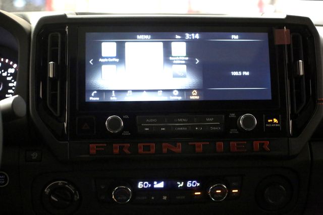 2025 Nissan Frontier PRO-4X photo 14