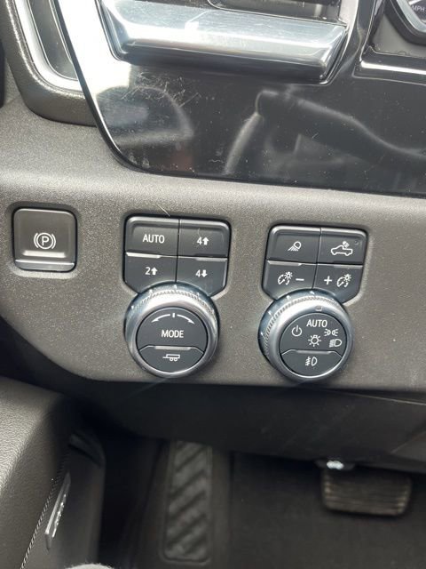 2022 Gmc Sierra 1500 SLT photo 13
