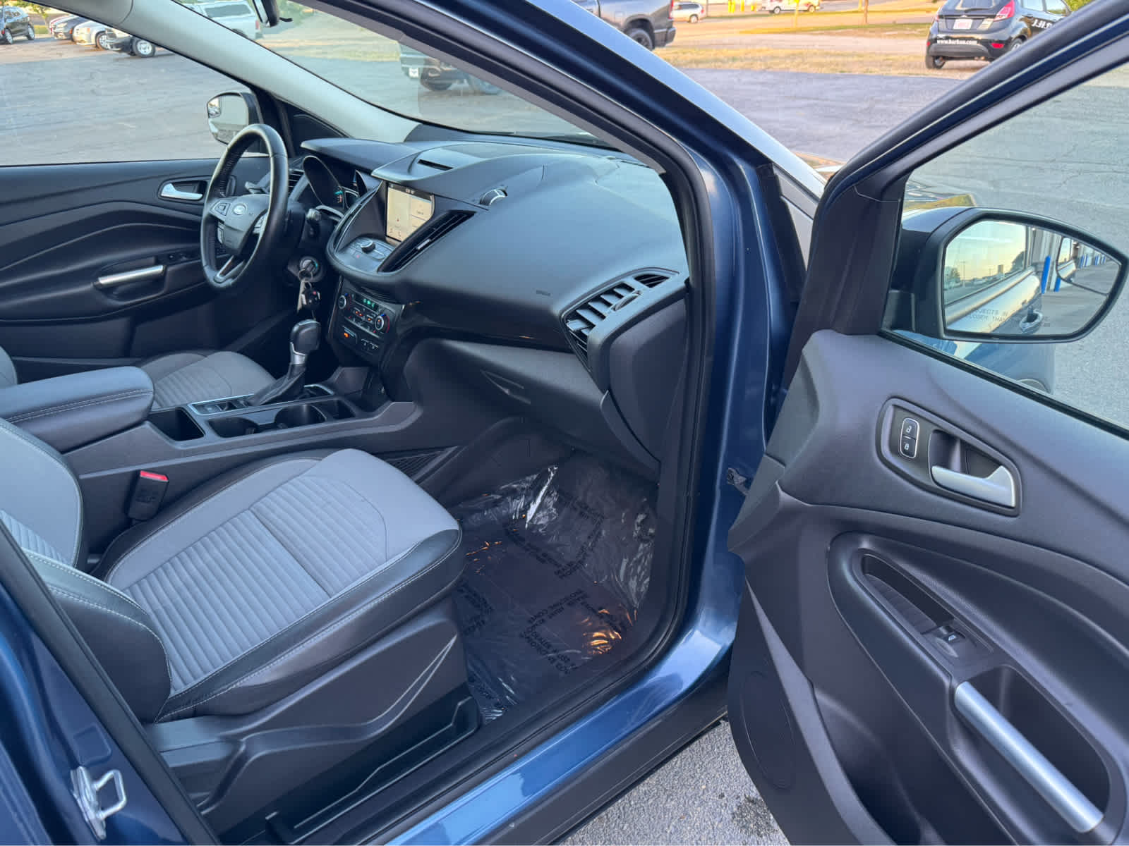 2018 Ford Escape SE photo 18