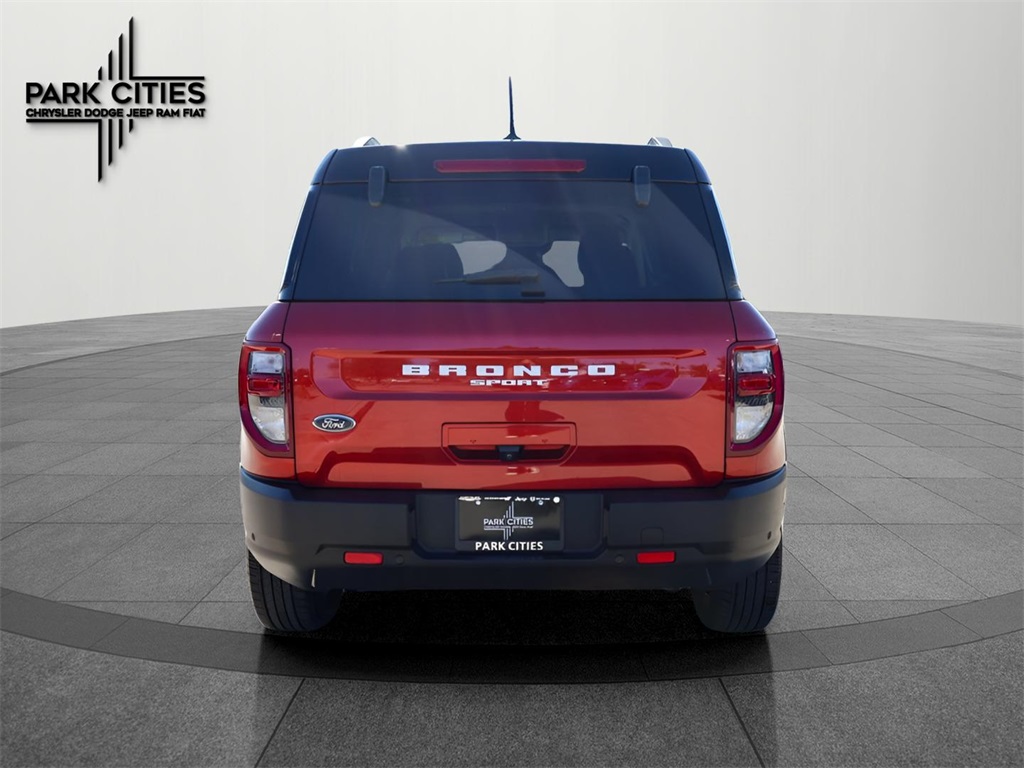 2022 Ford Bronco Sport Outer Banks photo 3