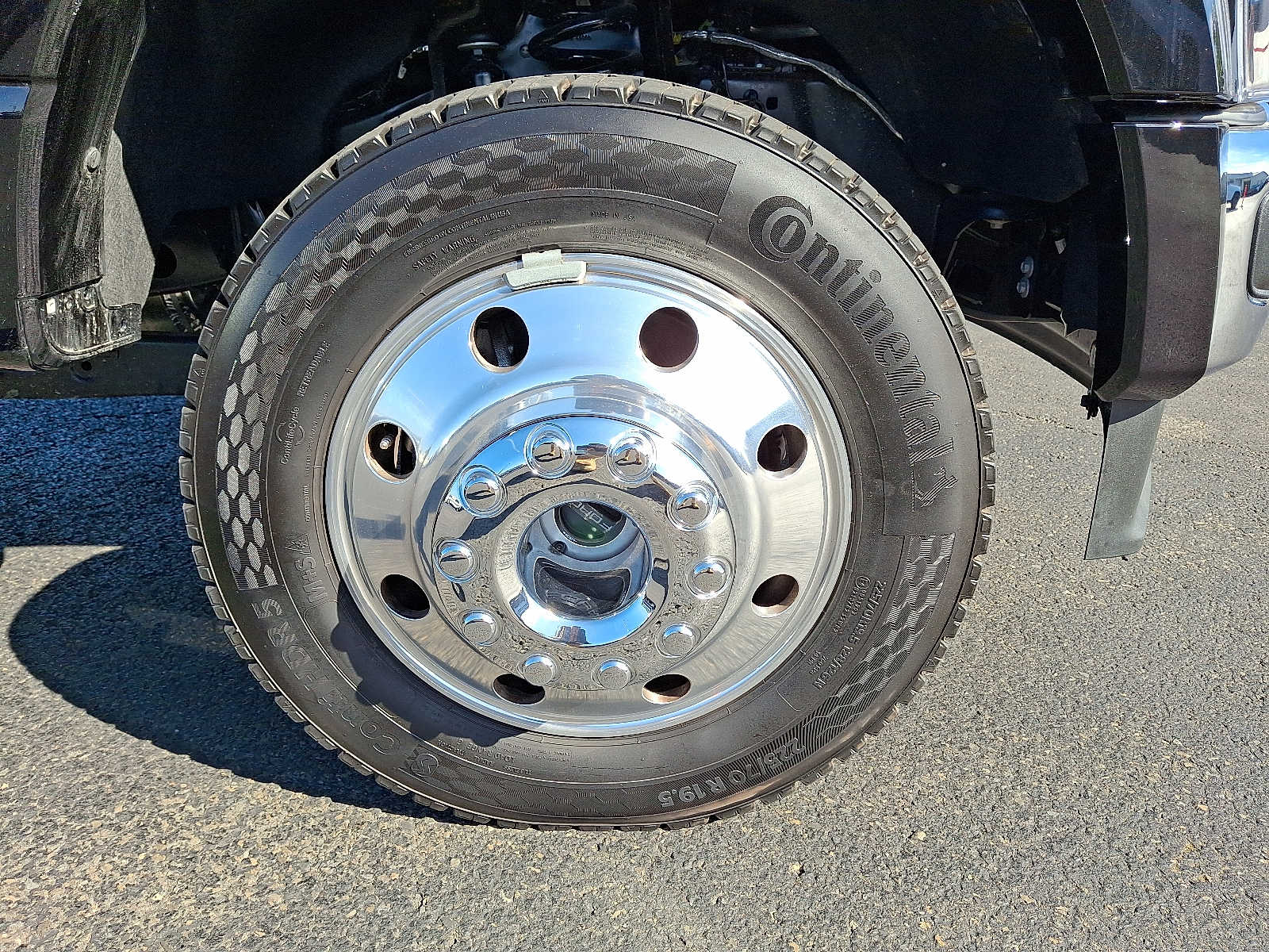 2025 Ford F-450 Lariat photo 8