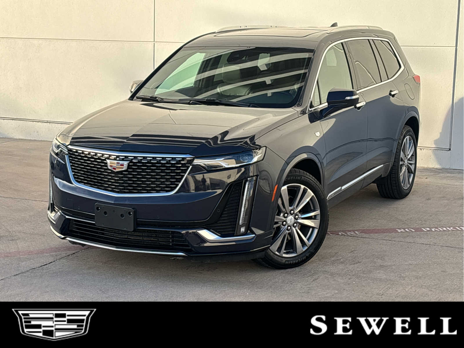 2025 Cadillac XT6 Premium Luxury's photo