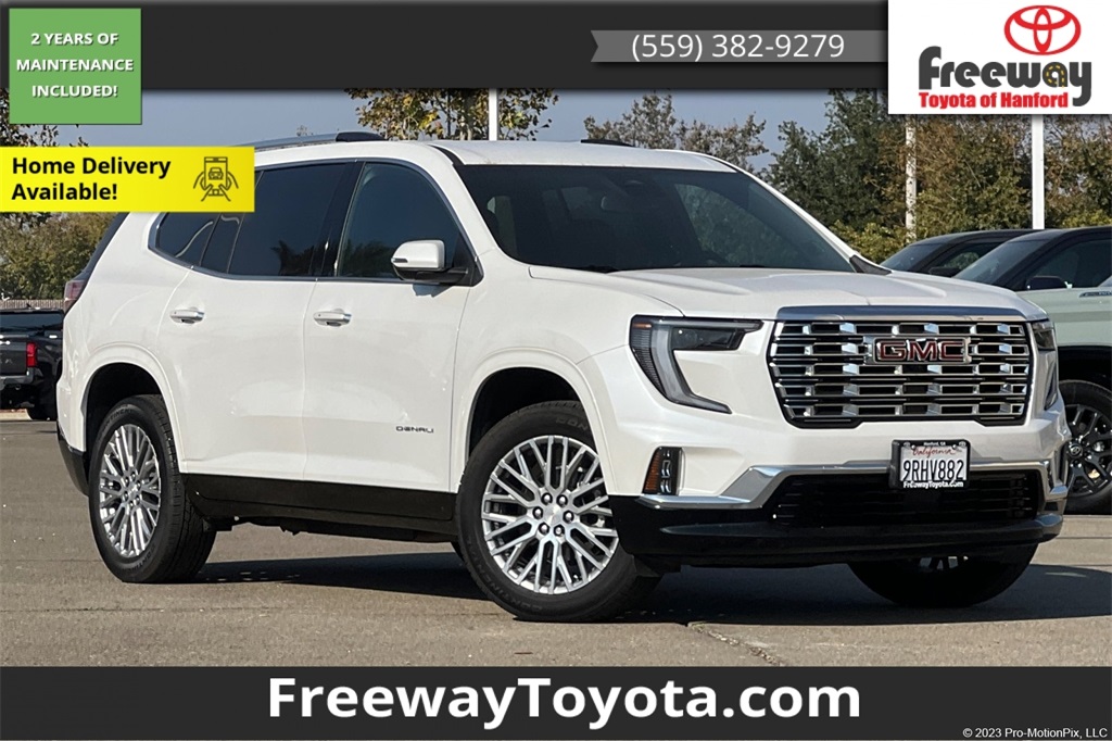 2025 GMC Acadia Denali's photo