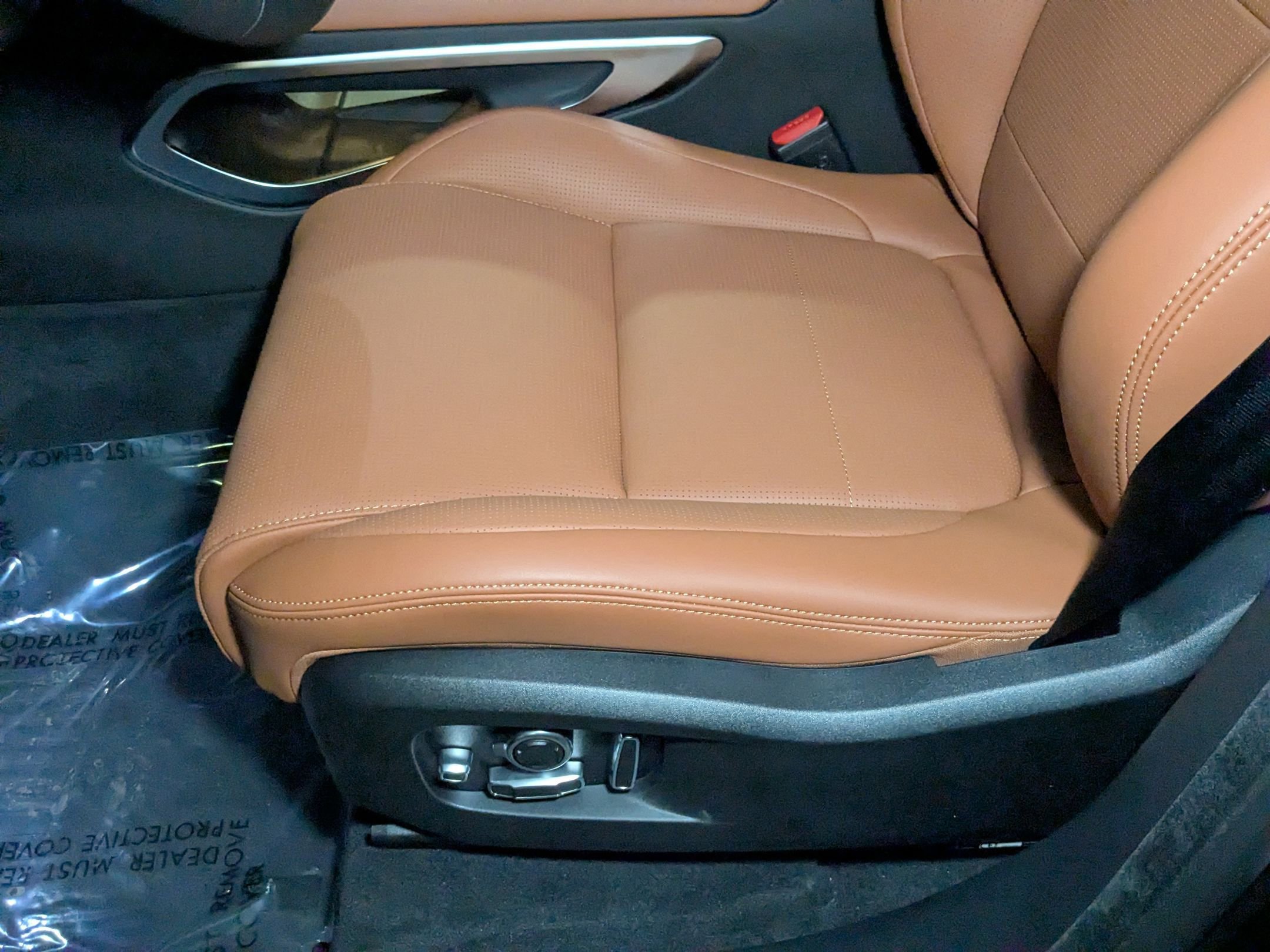 2026 Jaguar F-PACE P400 R-Dynamic S photo 3