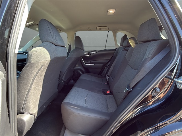 2023 Toyota RAV4 XLE photo 15