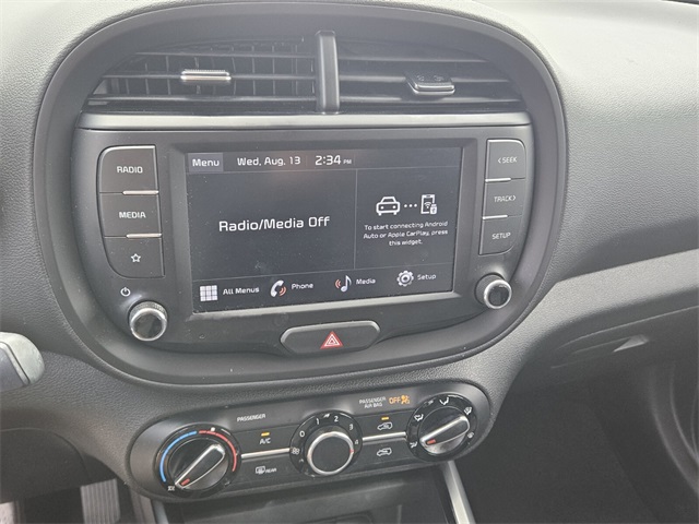 2022 Kia Soul LX photo 16