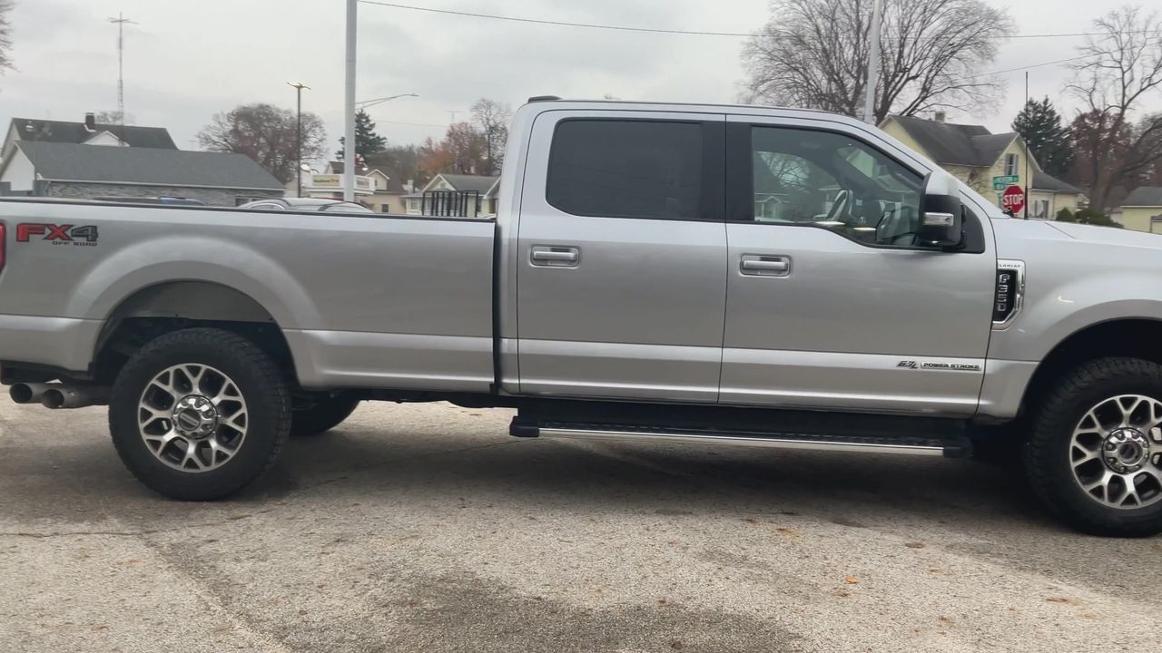 2022 Ford F-350 Lariat King Ranch photo 3