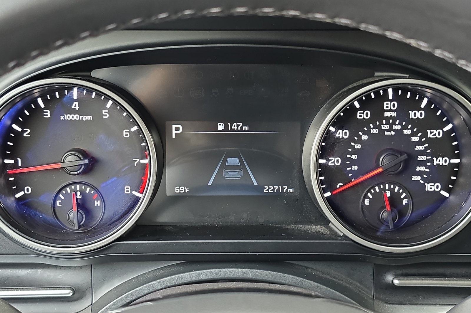 2024 Kia Carnival LX photo 26