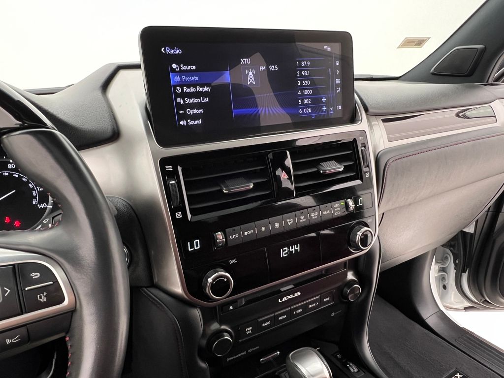 2023 Lexus GX 460 photo 22