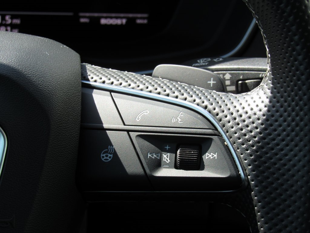 2022 Audi SQ5 Premium Plus photo 24