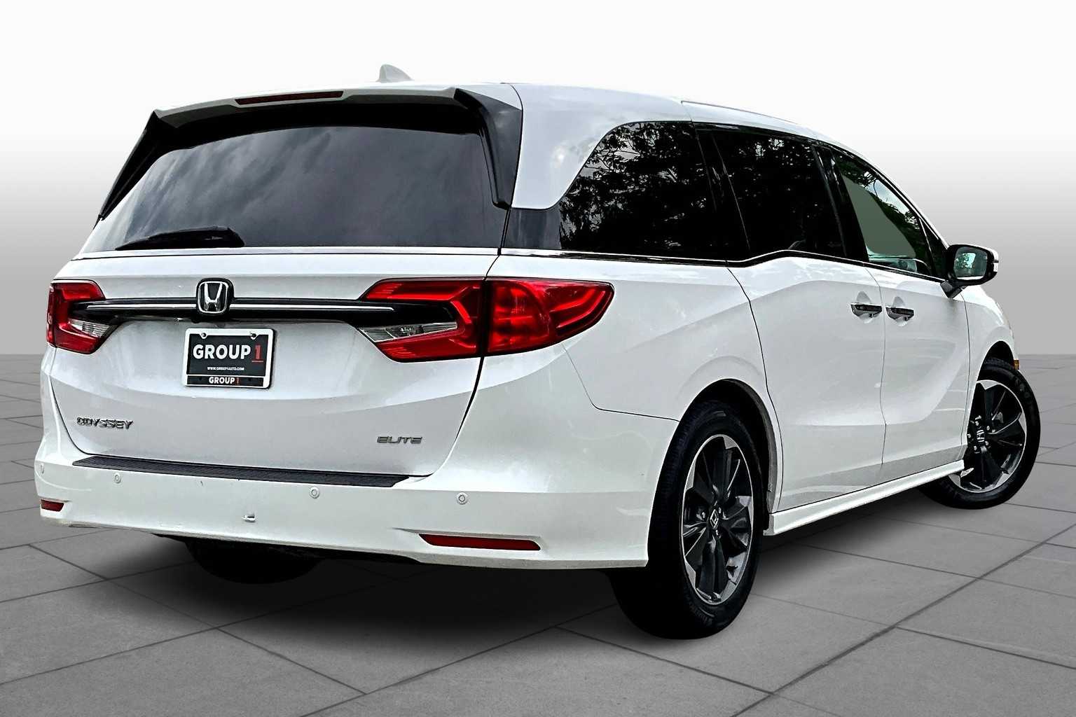 2023 Honda Odyssey Elite photo 12