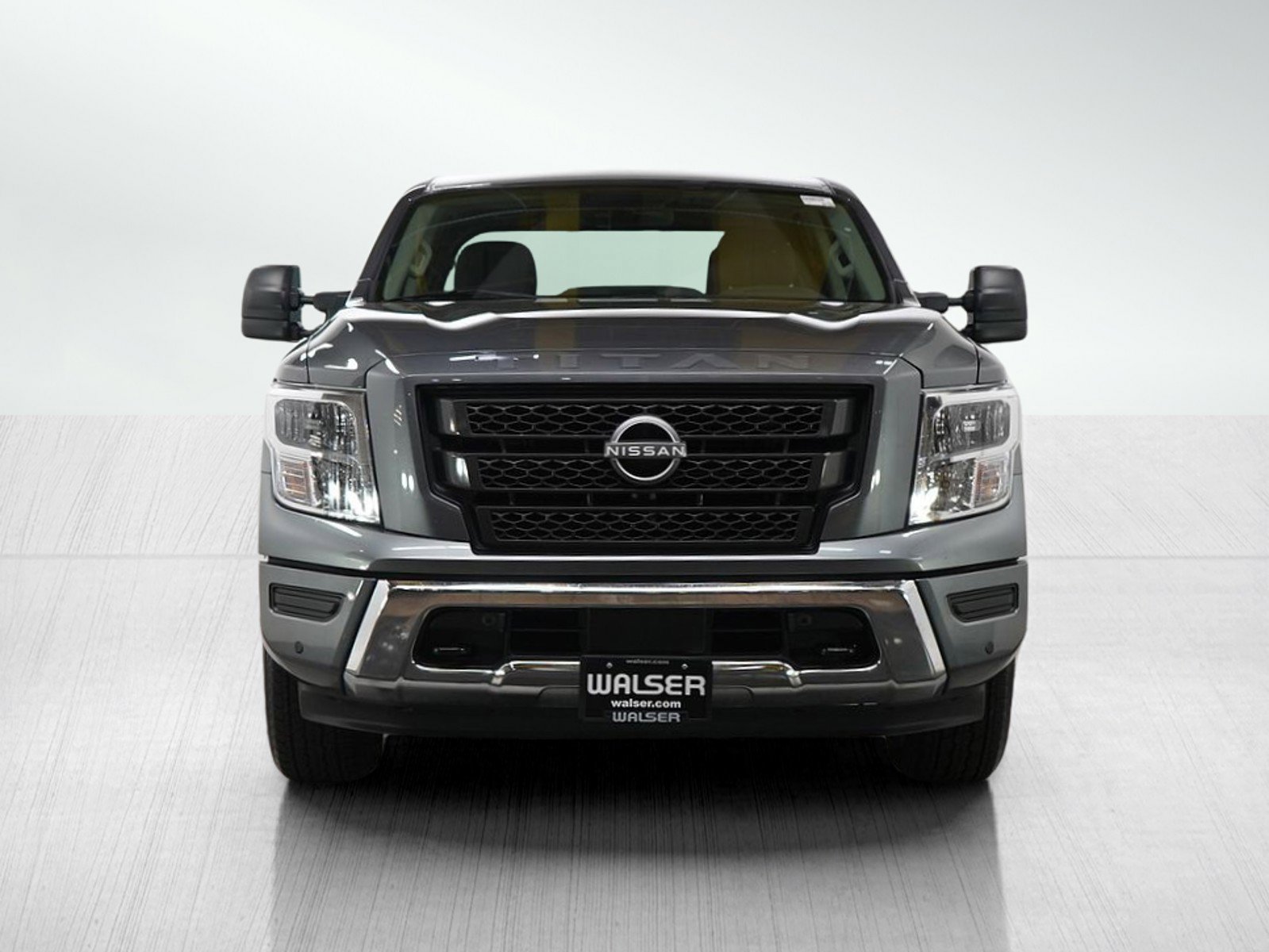 2024 Nissan Titan SV photo 8