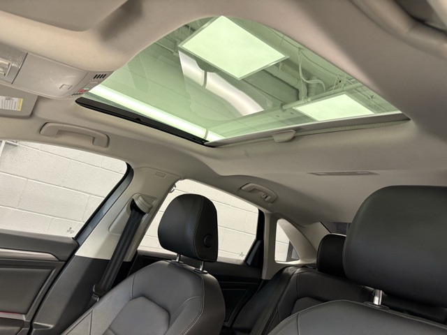 2021 Volkswagen Jetta SEL photo 17