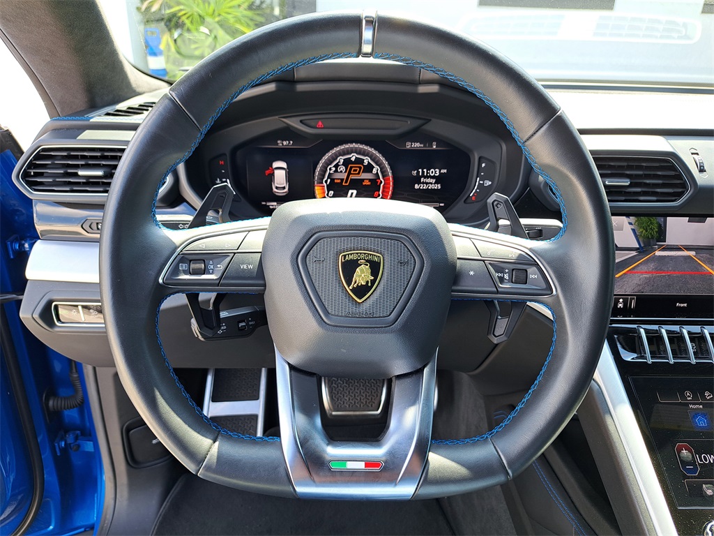 2021 Lamborghini Urus photo 31