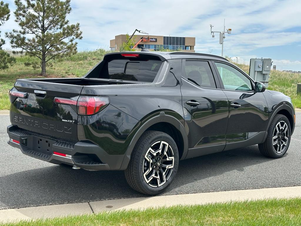 2025 Hyundai Santa Cruz Limited photo 4