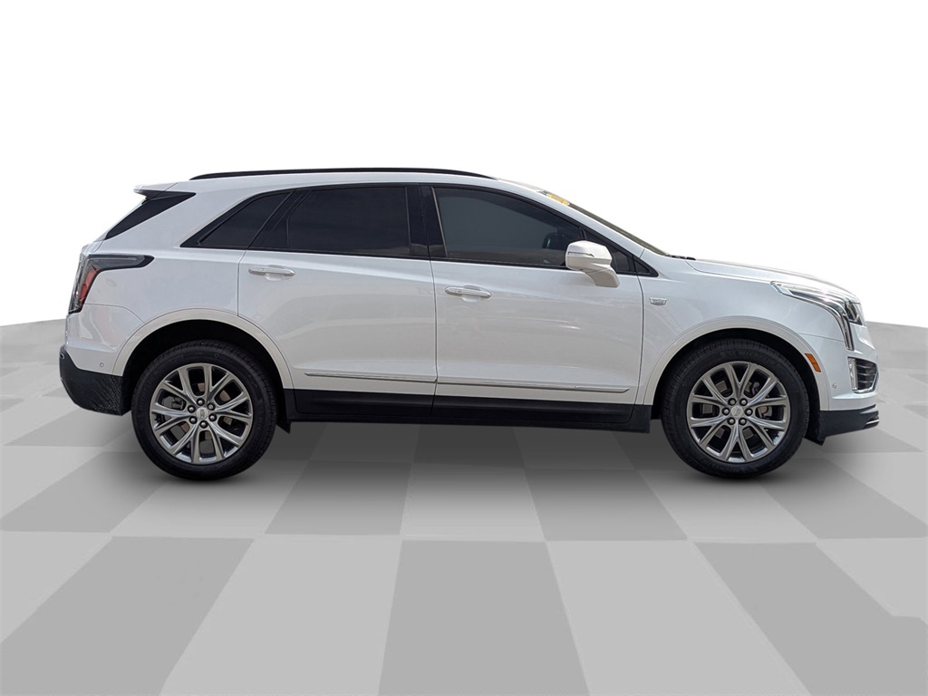 2020 Cadillac XT5 Platinum Sport photo 2