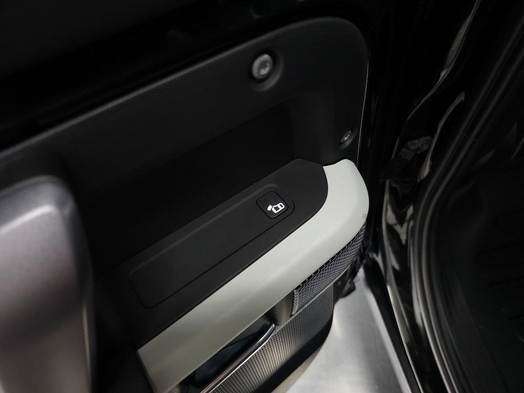 2022 LAND ROVER DEFENDER - Image 38