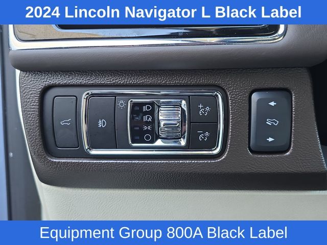 2024 Lincoln Navigator Black Label photo 20