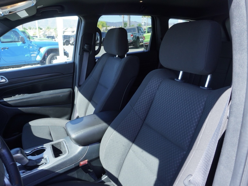 2022 Jeep Grand Cherokee Laredo E photo 18