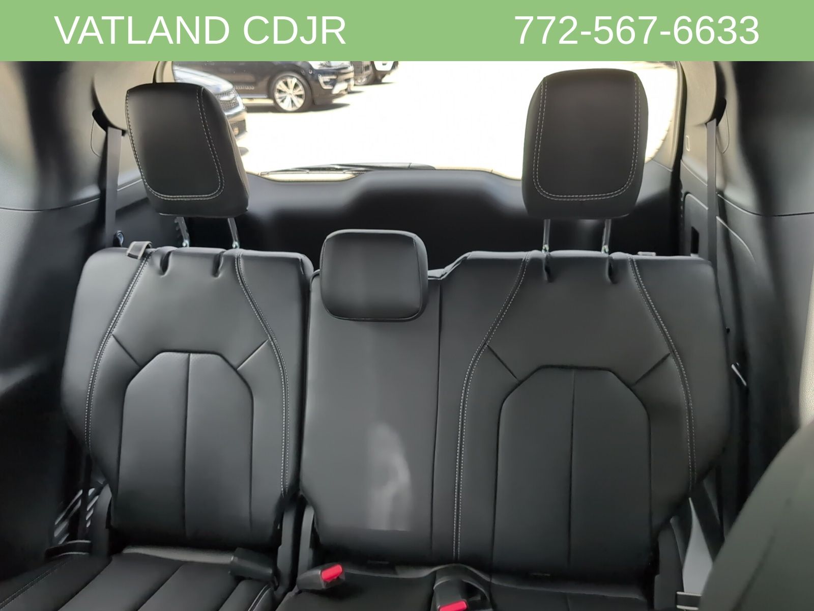 2026 Chrysler Pacifica photo 31