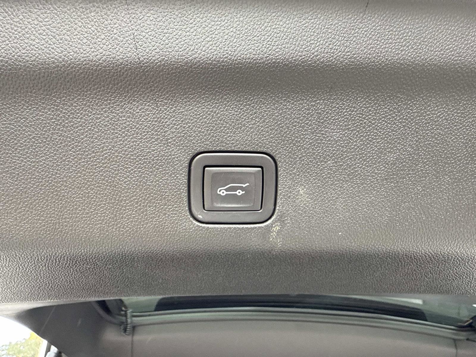 2023 Chevrolet Tahoe High Country photo 36