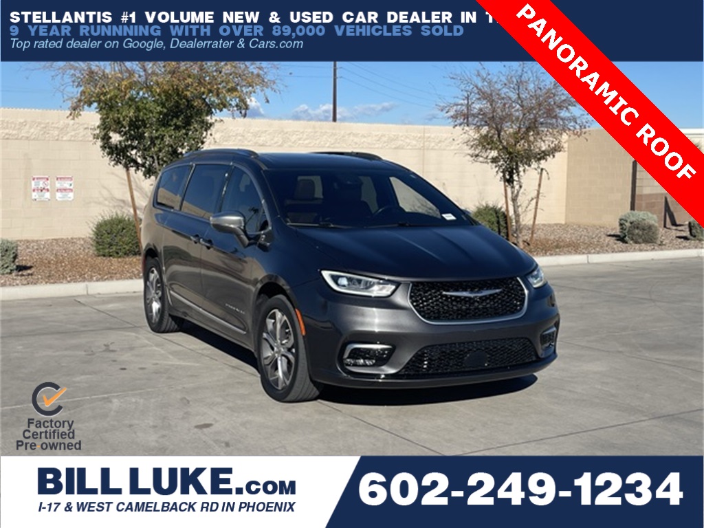 2021 Chrysler Pacifica Pinnacle's photo