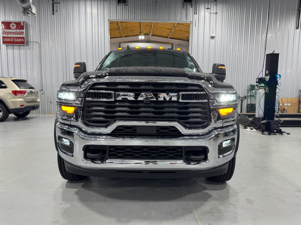 2025 Ram 4500 Tradesman photo 15