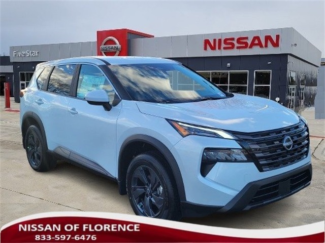 2026 Nissan Rogue SV's photo