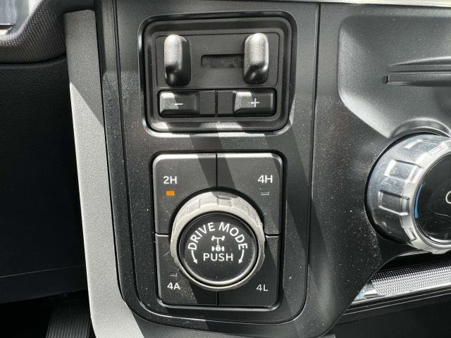 2025 Ford F-150 Lariat photo 17