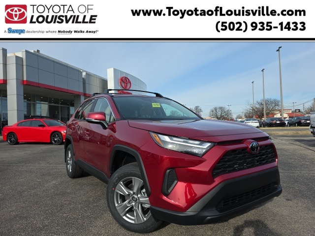 2025 Toyota RAV4 XLE's photo