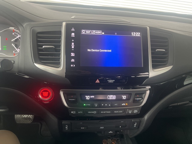 2017 Honda Pilot Touring photo 4