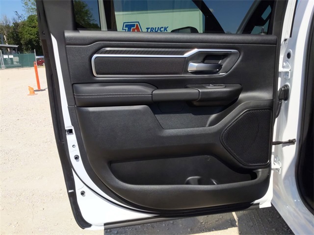 2025 Ram 1500 Big Horn Lone Star photo 16