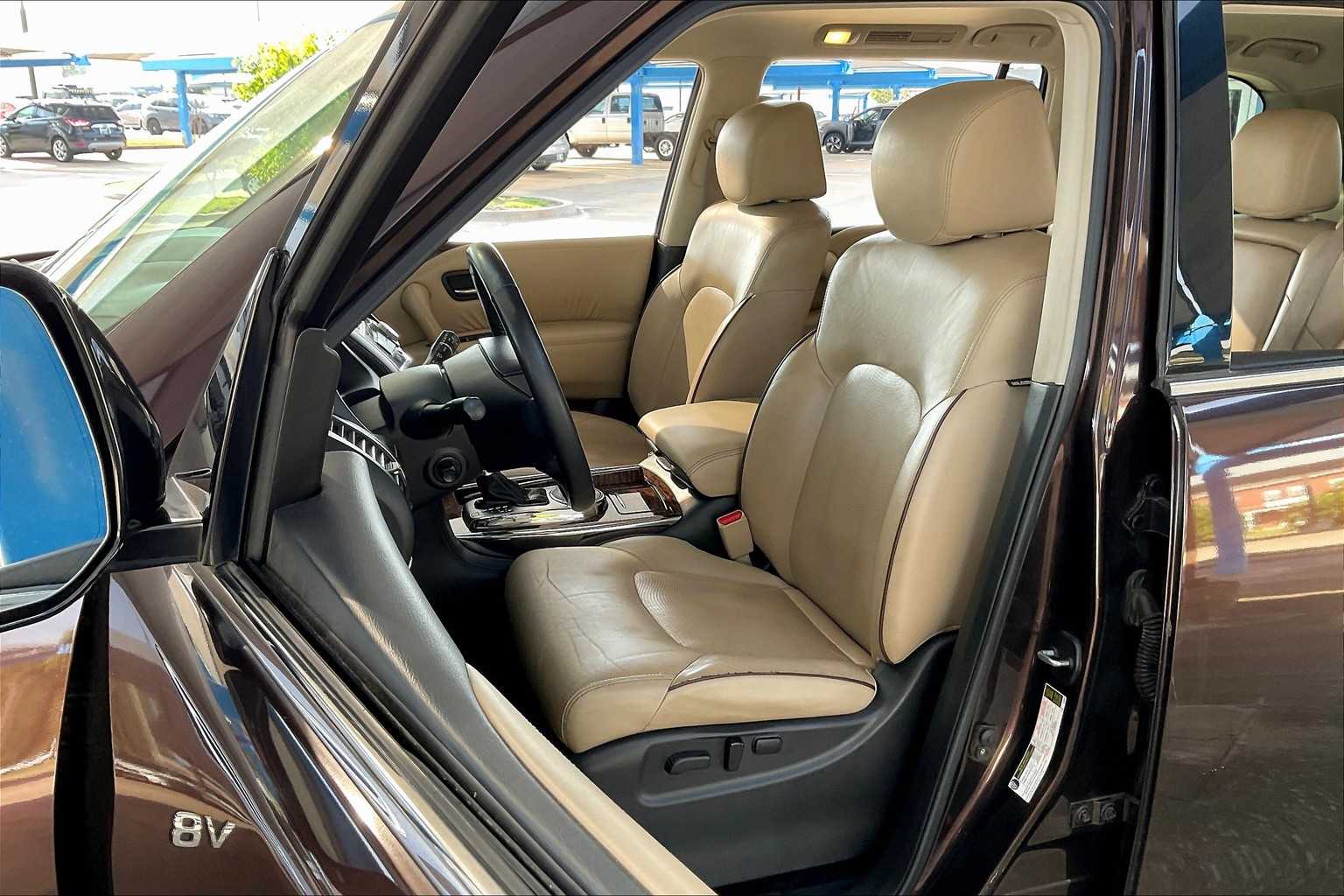 2017 Nissan Armada Platinum photo 7