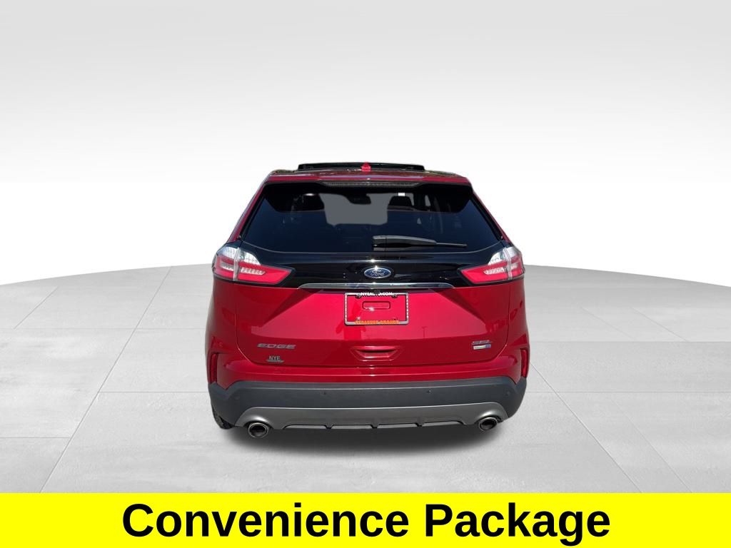 2020 Ford Edge SEL photo 4
