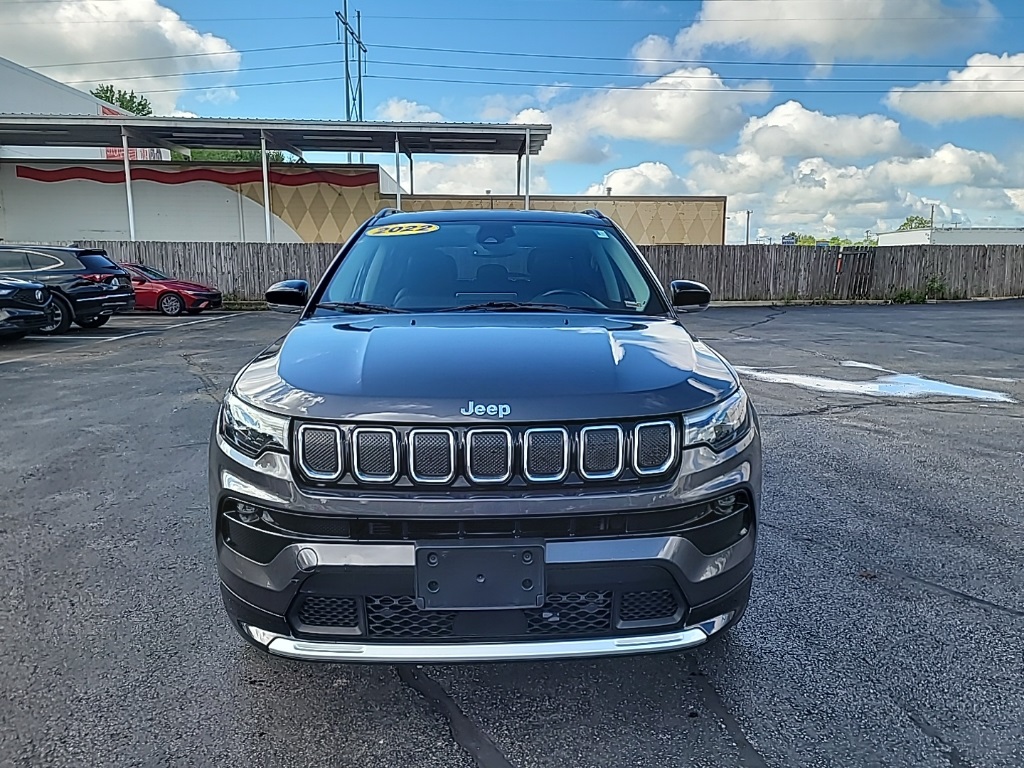 Used 2022 Granite Crystal Metallic Clearcoat Jeep Limited image 3