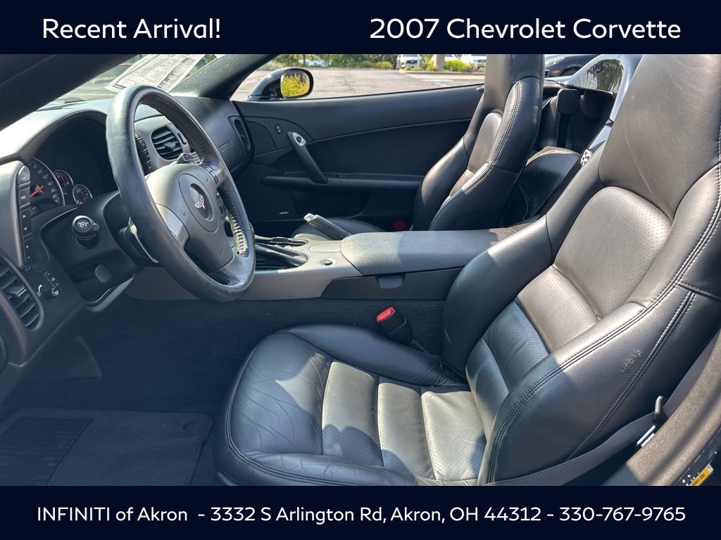 2007 Chevrolet Corvette Base photo 27