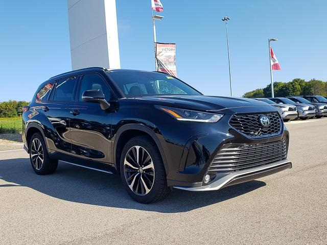 2022 Toyota Highlander XSE photo 3