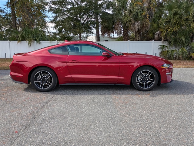 2022 Ford Mustang EcoBoost Premium photo 2