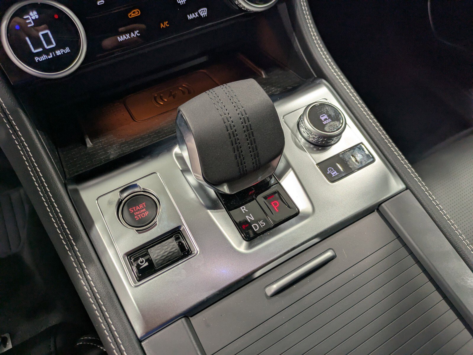 2026 Jaguar F-PACE P250 R-Dynamic S photo 17
