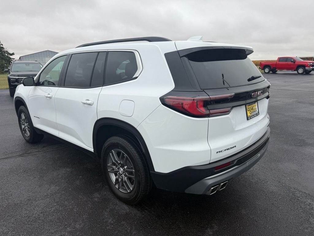 2025 Gmc Acadia Elevation photo 3