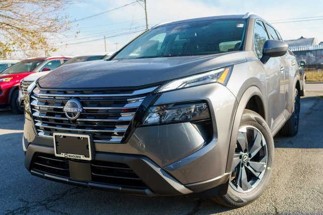 2026 Nissan Rogue SV's photo