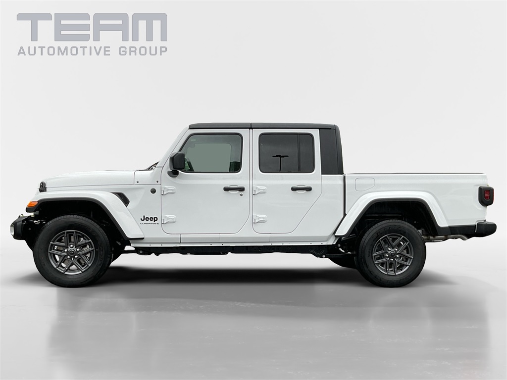 2025 Jeep Gladiator Sport S photo 4