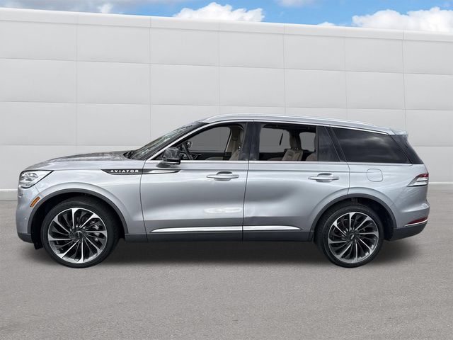 2021 Lincoln Aviator Reserve photo 2