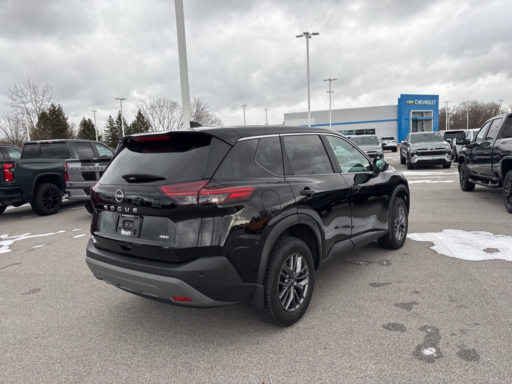 2023 Nissan Rogue S photo 4