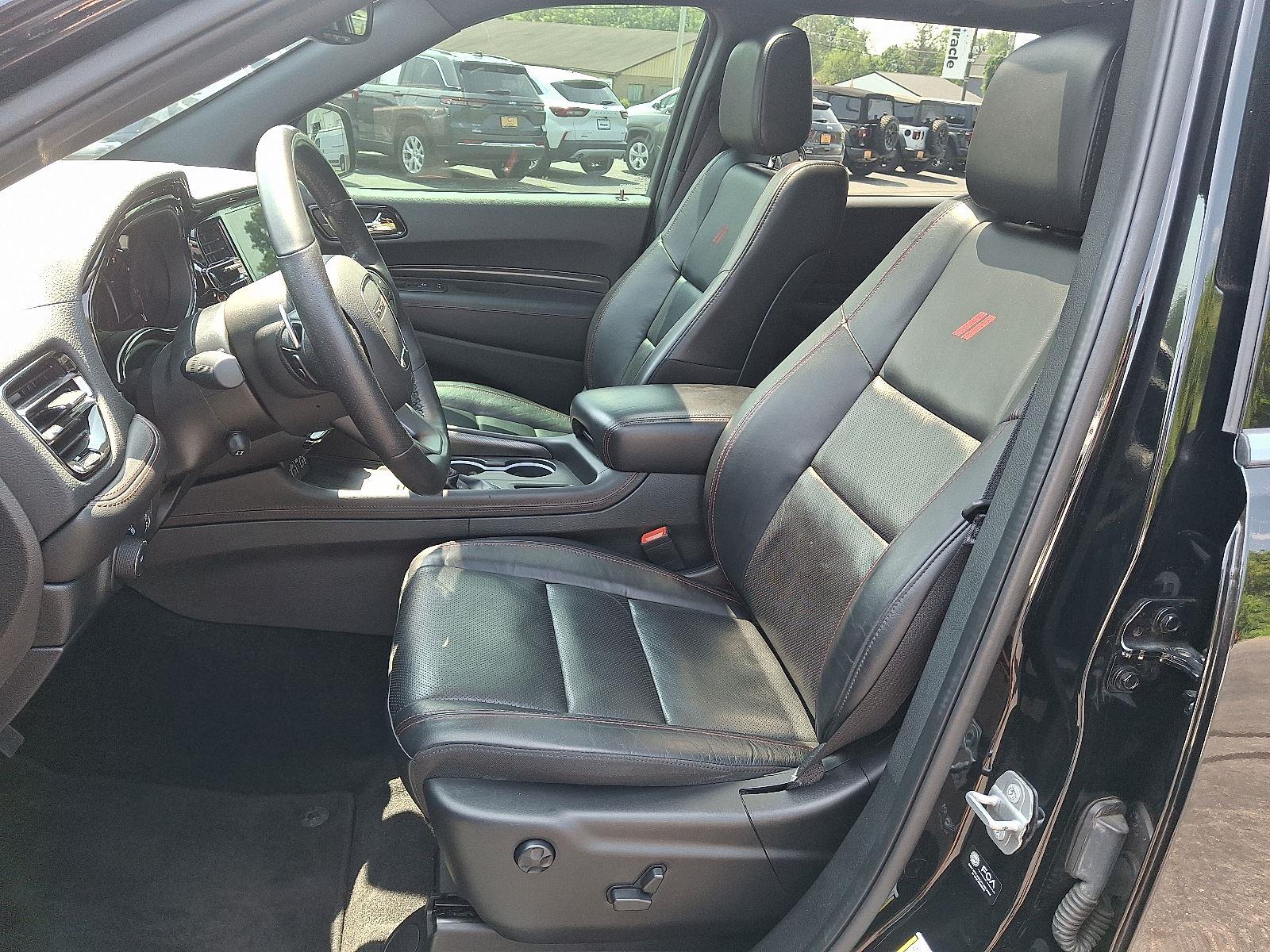 2022 Dodge Durango R/T photo 14