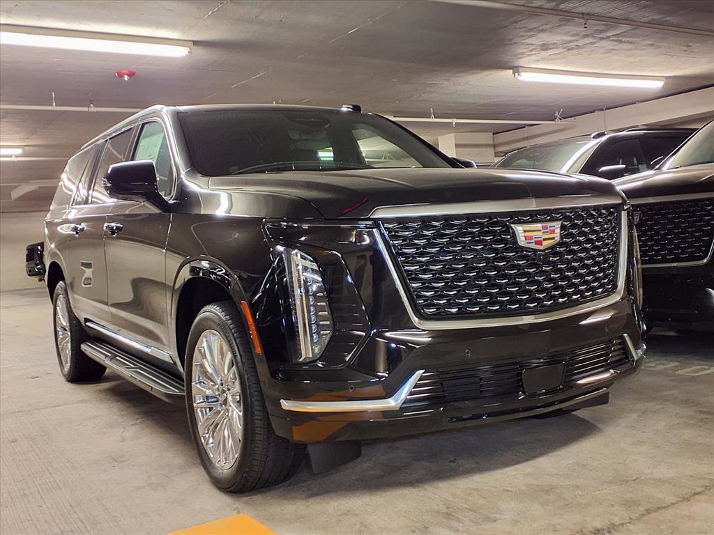 2025 Cadillac Escalade ESV Premium Luxury photo 2