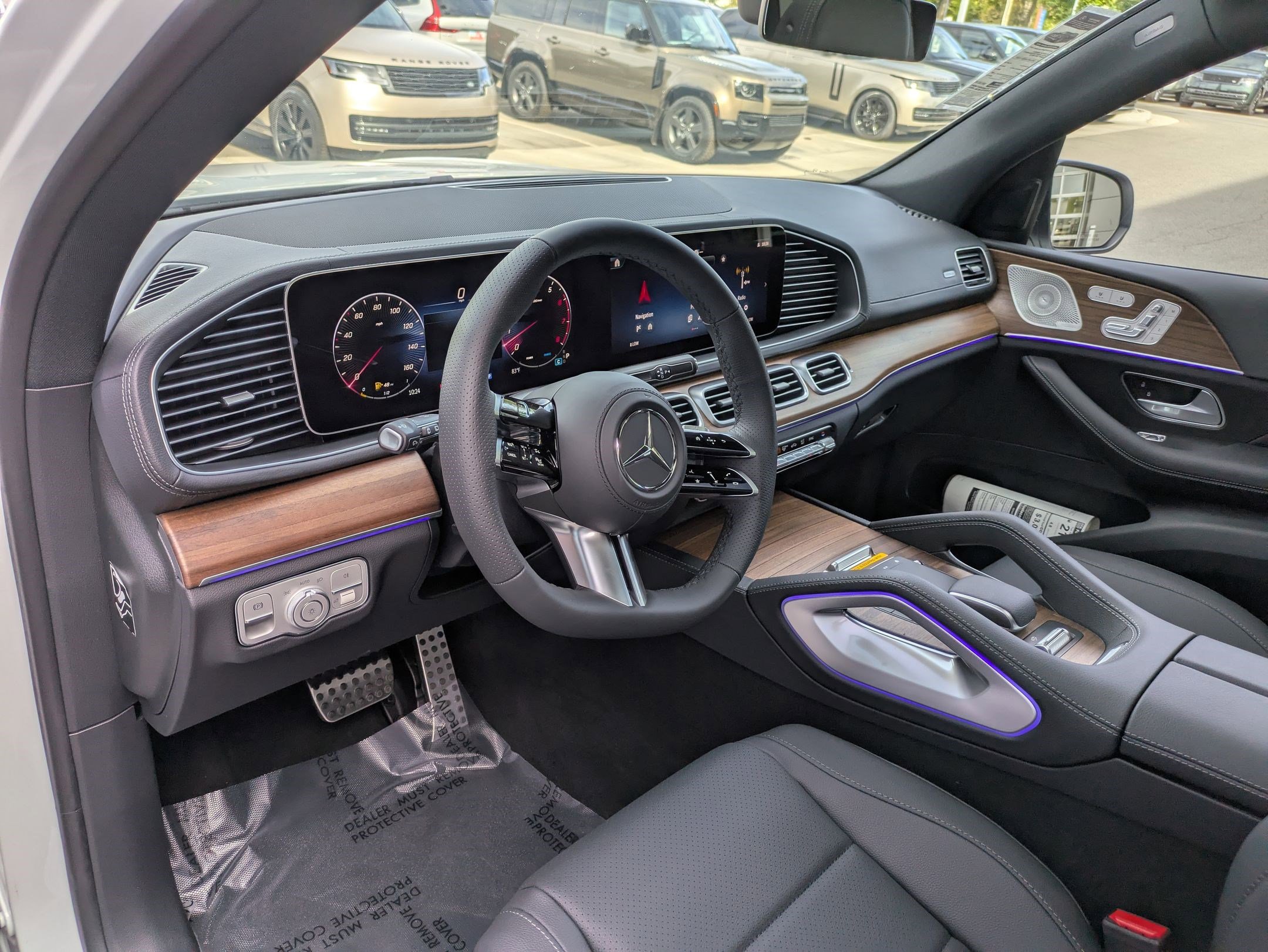 2025 Mercedes Benz GLS 450 4MATIC photo 11