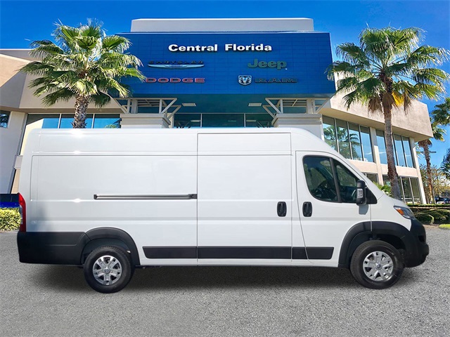 2025 Ram ProMaster 3500 photo 2