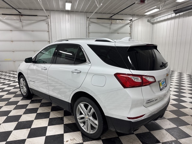 Used 2020 Chevrolet Equinox Premier with VIN 2GNAXYEX5L6218409 for sale in Rochester, Minnesota
